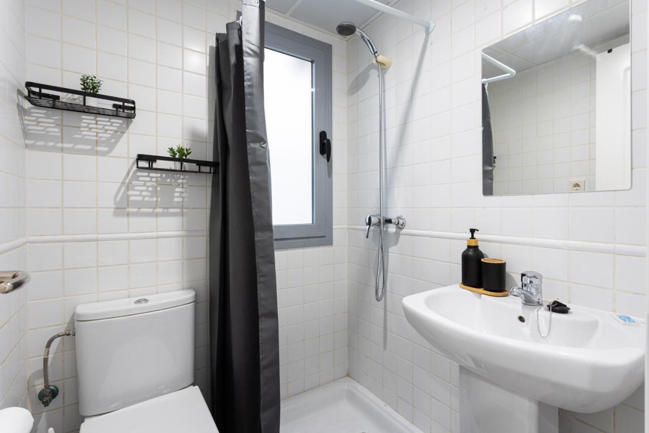 Holidays2Malaga Olletas 2 Bedrooms & 2 Bathrooms With Patio Kültér fotó